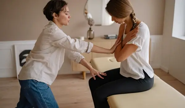How to Communicate With Your Massage Therapist During a Session